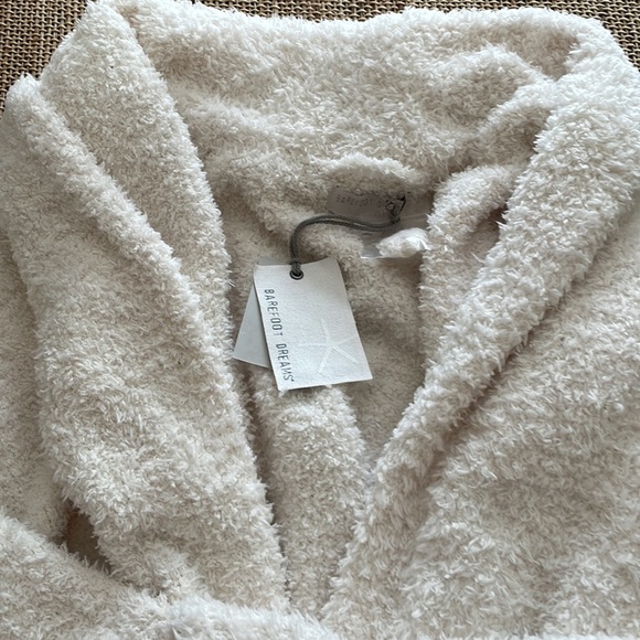 BAREFOOT Dreams Size 3 Cozychic Cream Size 3 Robe, NWT - Picture 5 of 9